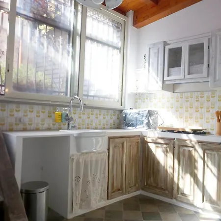 Apartment La Greca Aci Castello